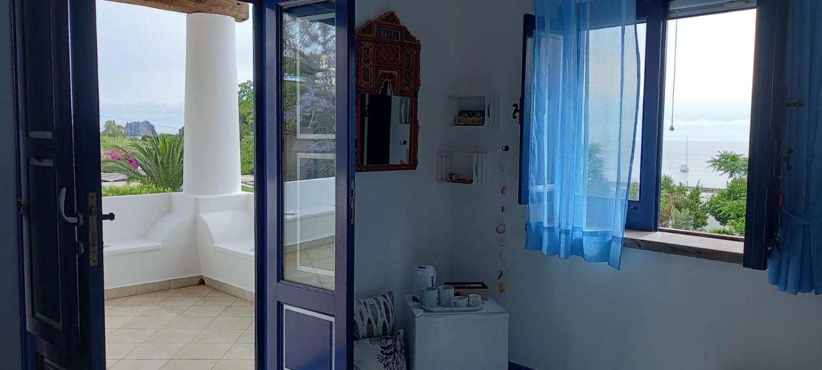 The Lighthouse Room 斯特龙博利 外观 照片